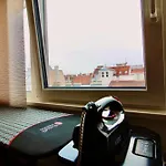 Modern Rooftop Apt Vienna