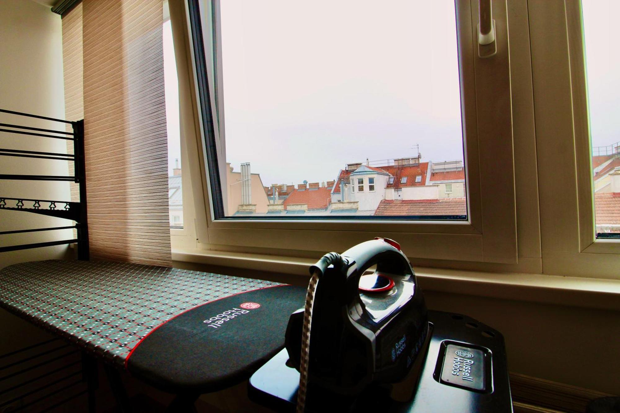 Modern Rooftop Apartment Vienna